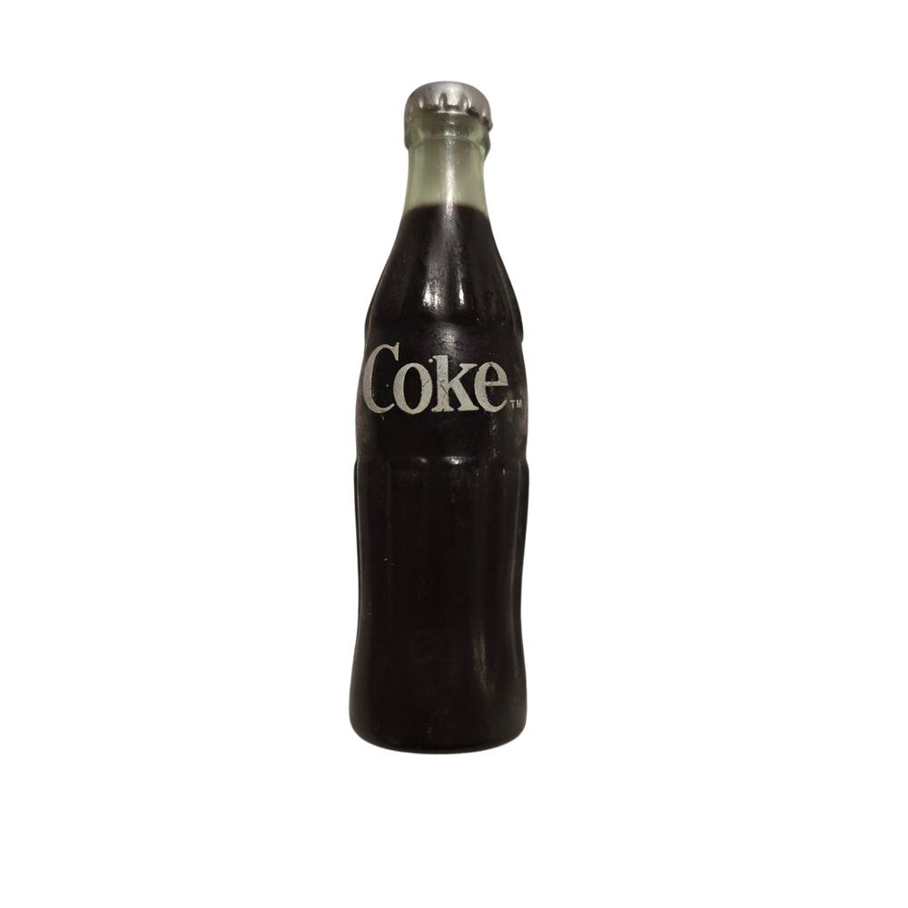 Vintage 1985 Arjon Coca-Cola Bottle Magnet 3D Made in Hong Kong